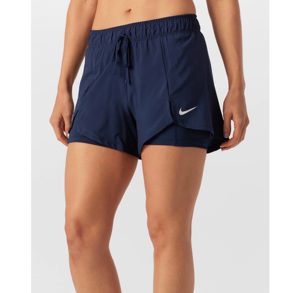 Nike Women's Core 2-in-1 Short
Navy Athletic Size XS (other sizes available) NWT